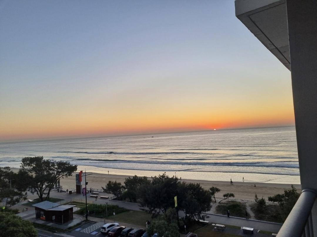 Beachfront Studio Gold Coast Exterior foto